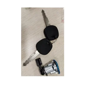 Auto Parts Fuel Door Lock Cylinder Key Set for HIACE VAN LH1## RZH10# 69058 26030
