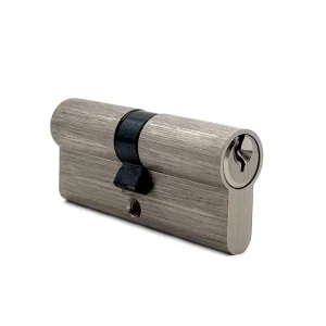 Polished Finish Anti-Theft Waterproof Standard Cylinder Lock with Key